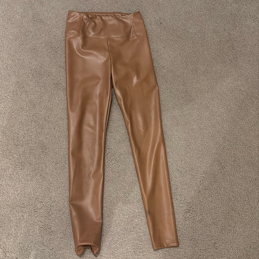 Caramel faux leather leggings